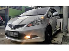 Honda Jazz 1.5 S ( UPGRADE RS ) 2010 Manual TDP 17 juta Siap Meluncur gan