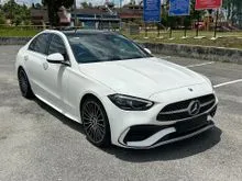 25k KM Mileage  2023 Mercedes-Benz C300 2.0 AMG-LINE, UNDER MERCEDES WARRANTY UNTIL MAR 2027, Panoramic Sun Roof, 360 View Camera, Power Boot