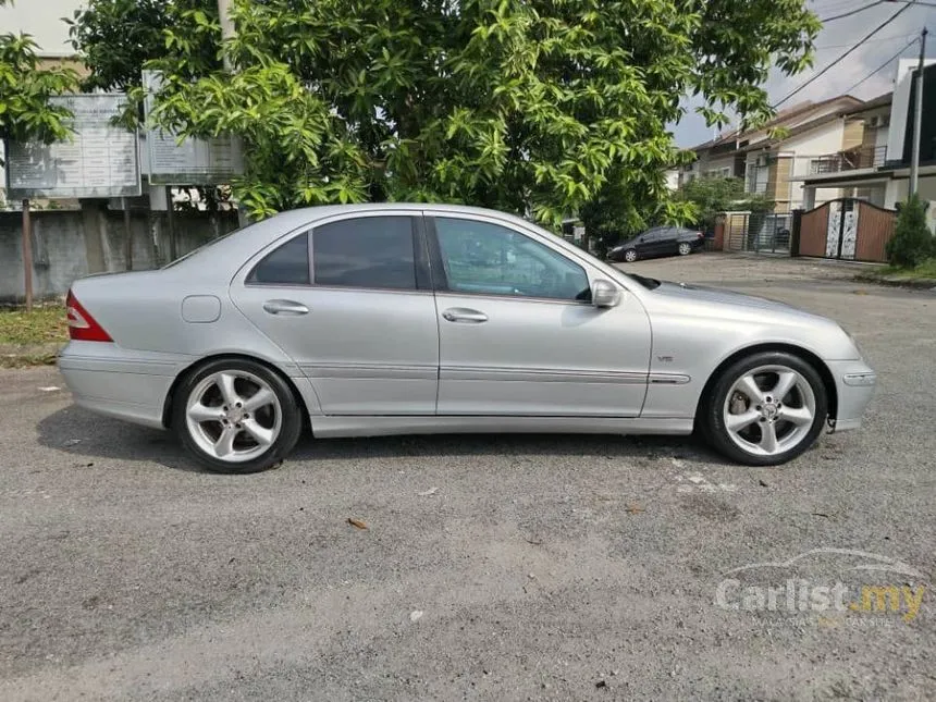 2007 Mercedes-Benz C230 Avantgarde Sedan