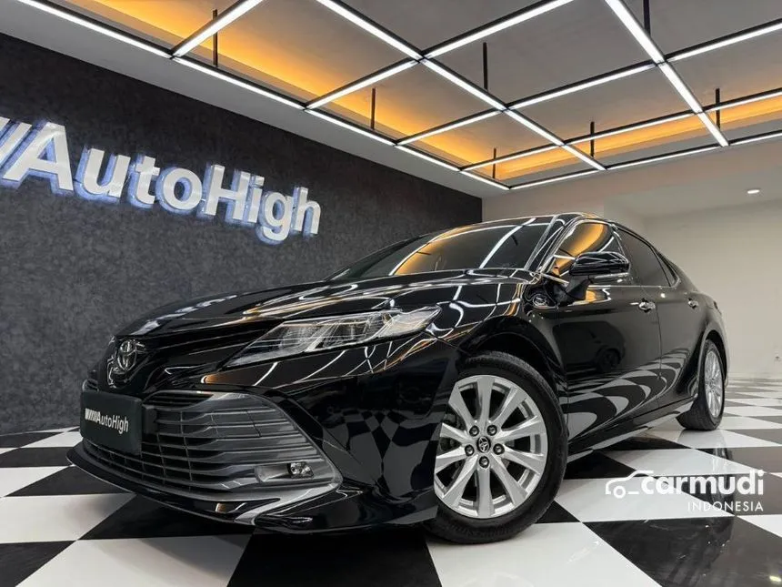 2020 Toyota Camry V Sedan