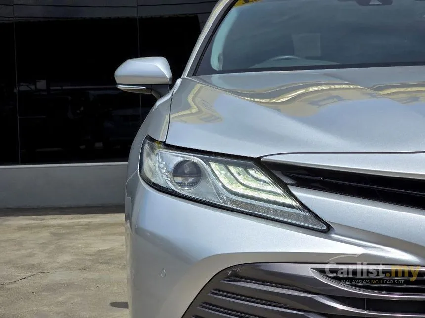 2019 Toyota Camry V Sedan