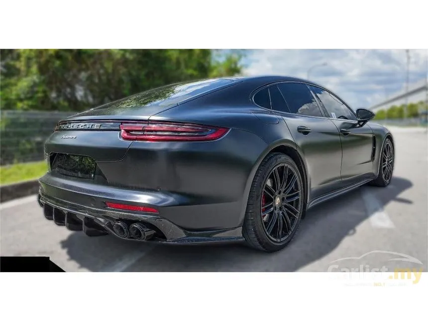 2017 Porsche Panamera Hatchback