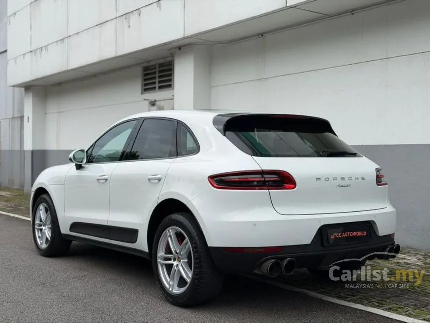 2015 Porsche Macan SUV