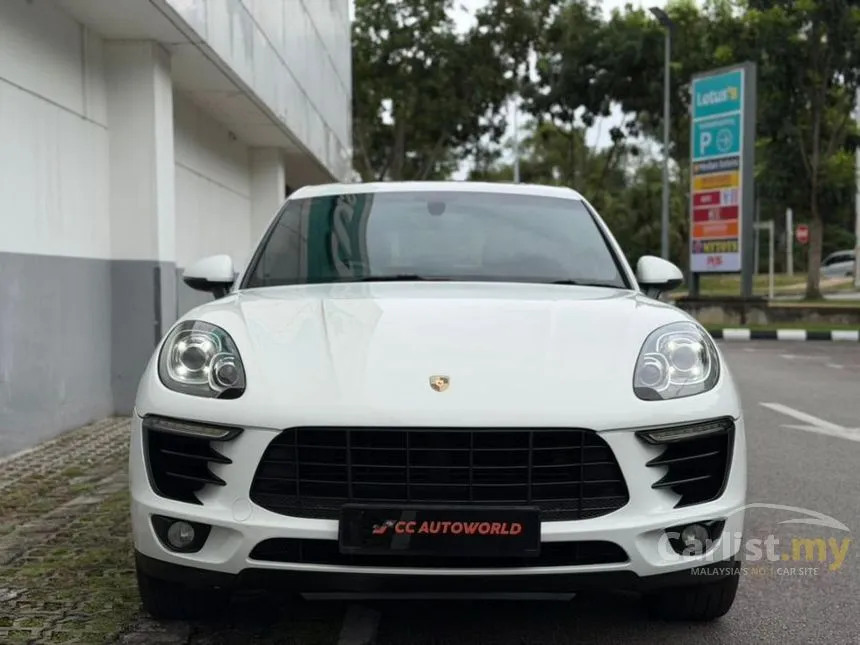 2015 Porsche Macan SUV
