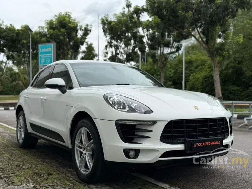 2015 Porsche Macan SUV