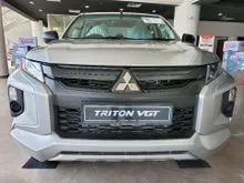 2022 Mitsubishi Triton 2.4 VGT Pickup Truck 4X4 BIG-BIG SALES