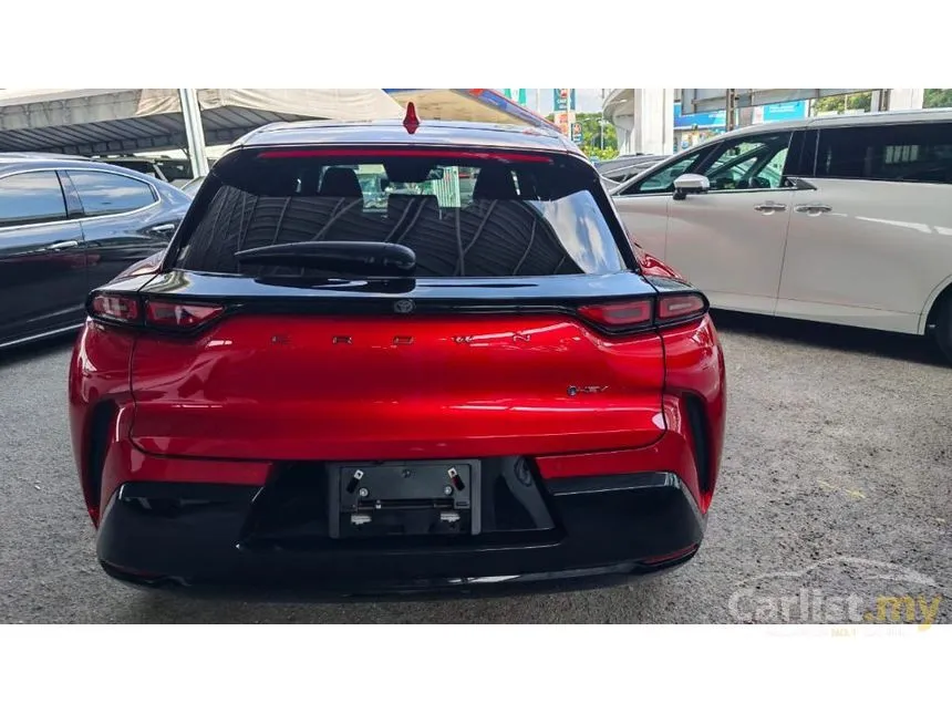 2024 Toyota Crown Sport Z PHEV SUV