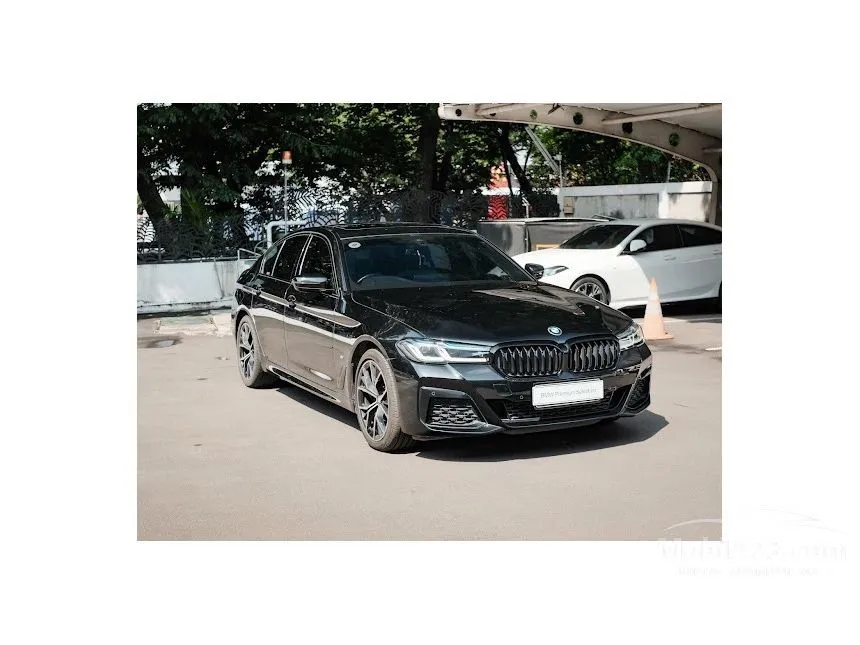 2023 BMW 520i M Sport Sedan