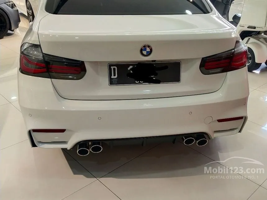 2014 BMW 328i Luxury Sedan