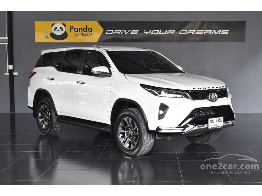 2023 Toyota Fortuner Leader V SUV