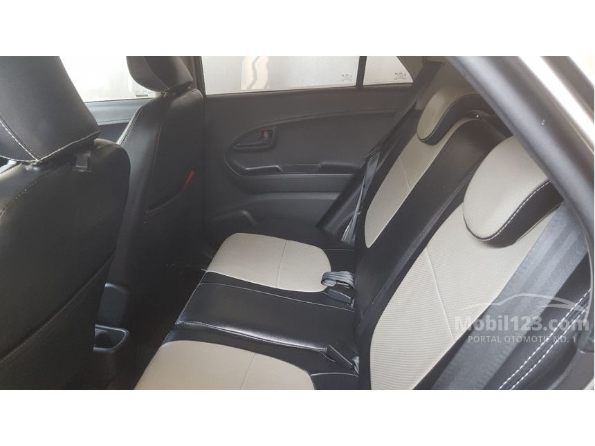 2014 KIA Picanto SE 5 Hatchback