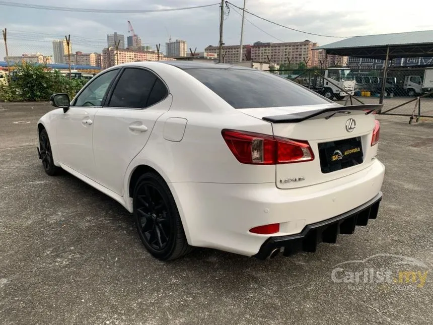 2011 Lexus IS 250 Luxury Sedan