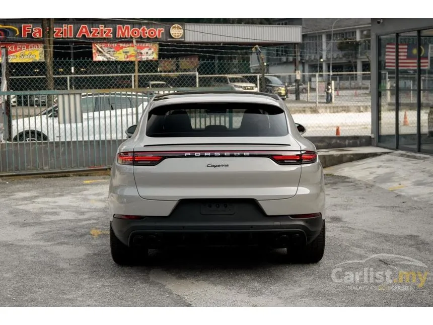 2022 Porsche Cayenne SUV