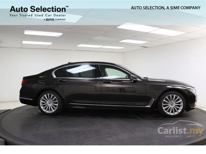 2016 BMW 730Li Sedan