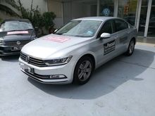 2018 Volkswagen Passat 1.8 280 TSI Comfortline Sedan LIKE NEW CAR