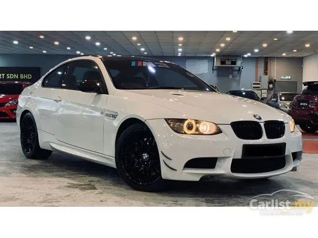 BMW M3 Coupe (E92) Photos and Specs. Photo: M3 Coupe (E92) BMW prices and  23 perfect photos of BMW M3 Coupe (E92)