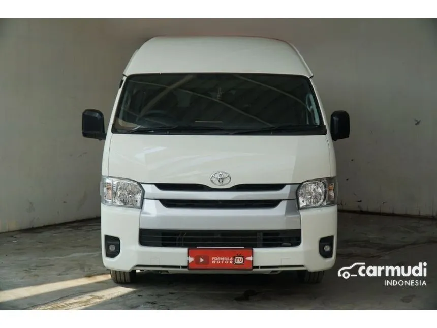 2024 Toyota Hiace Commuter Van Wagon