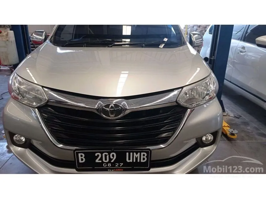 Jual Mobil Toyota Avanza 2017 E 1.3 di Jawa Barat Manual MPV Silver Rp 141.000.000