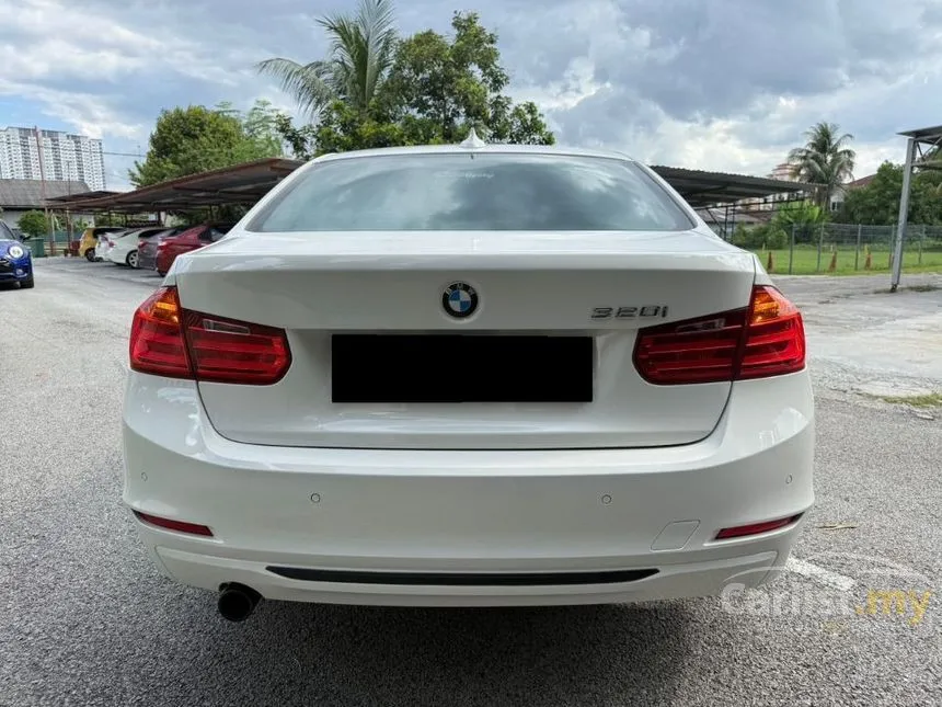 2014 BMW 320i Sports Edition Sedan