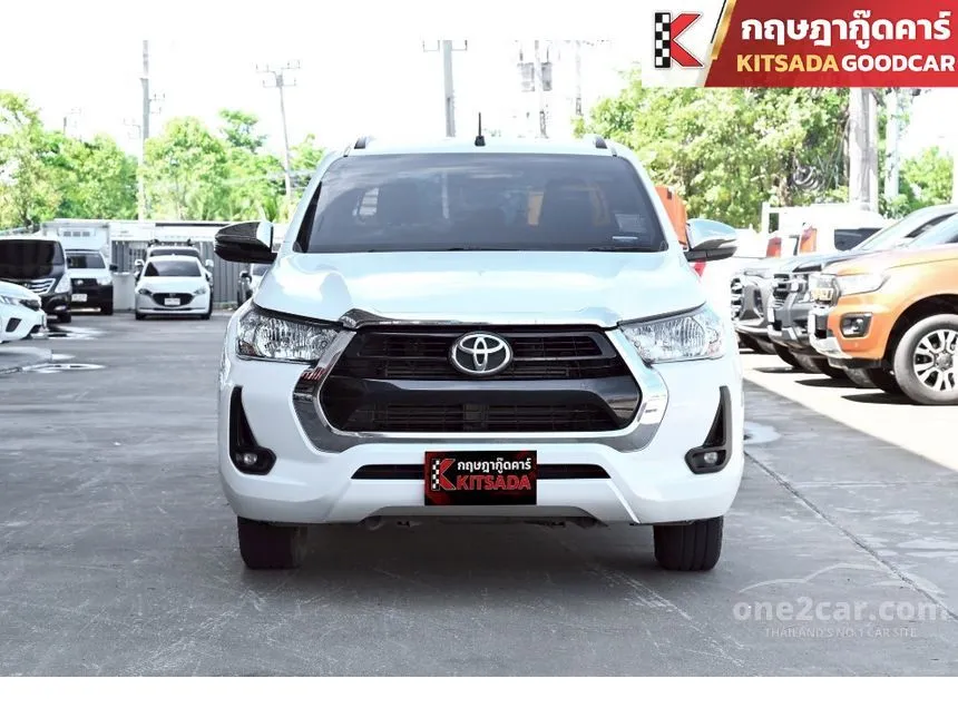 2022 Toyota HILUX REVO Z Edition Mid Double Cab Pickup