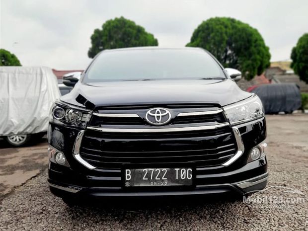 Toyota Innova  Venturer  Mobil bekas dijual  di  Dki jakarta 