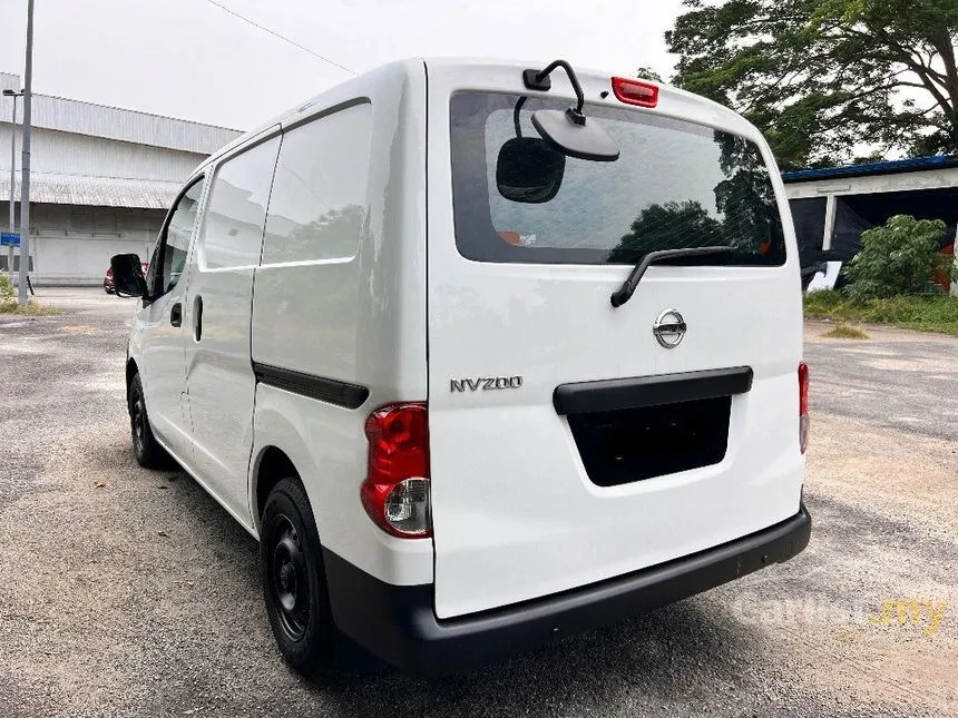 2017 Nissan NV200 Panel Van