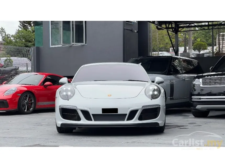 2019 Porsche 911 Carrera GTS Coupe