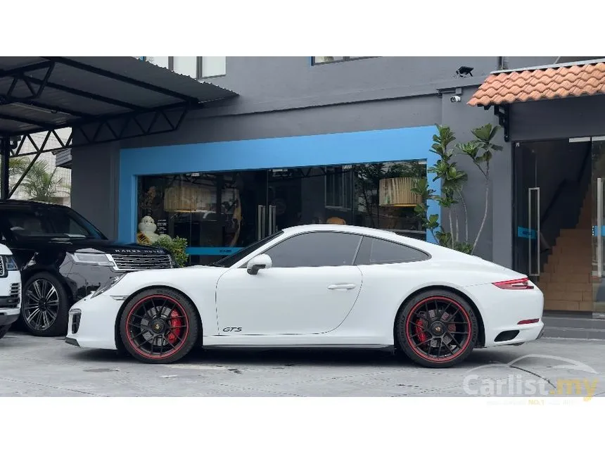 2019 Porsche 911 Carrera GTS Coupe