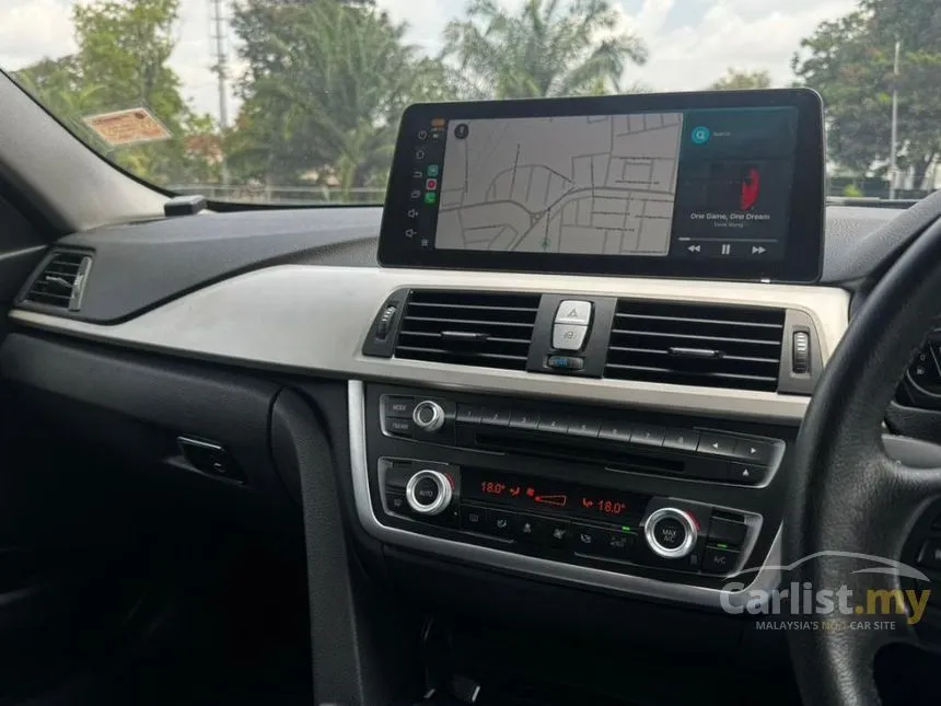 2013 BMW 320i Coupe