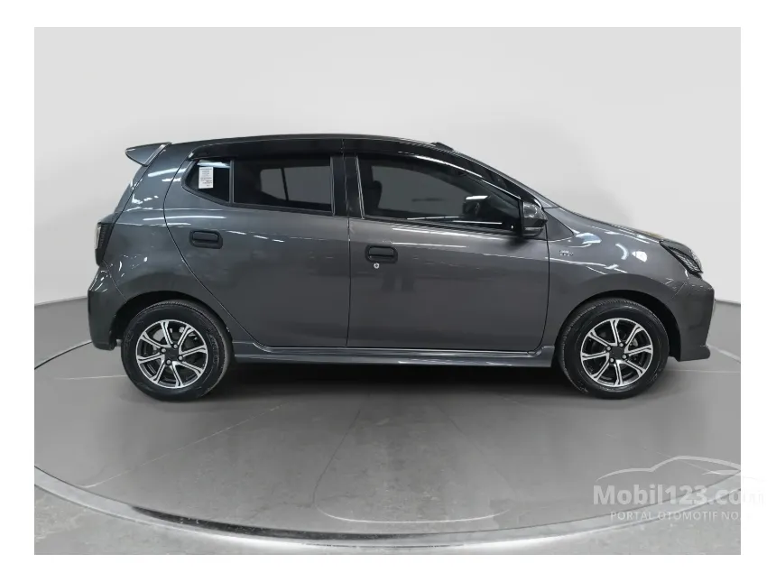 2020 Daihatsu Ayla R Hatchback
