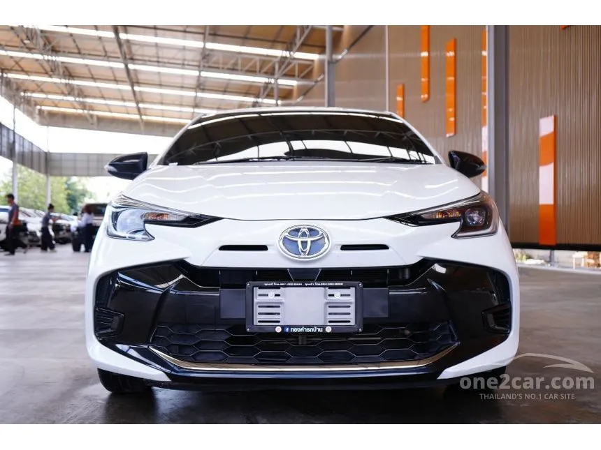 2023 Toyota YARIS Smart Hatchback