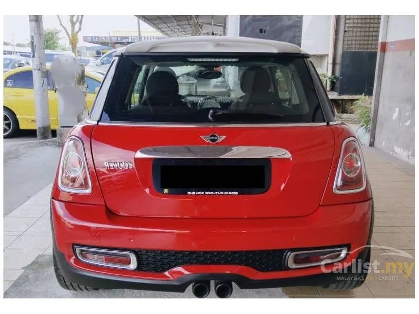 2011 MINI Cooper S Hatchback
