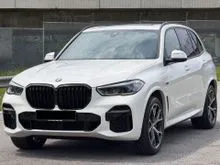 2022 BMW X5 3.0 XDRIVE45E M SPORT SUV / FULL SERVICE BMW / BMW FREE SERVICE / UNDER BMW WARRANTY 2027 / BMW HYBRID WARRANTY 2030 /