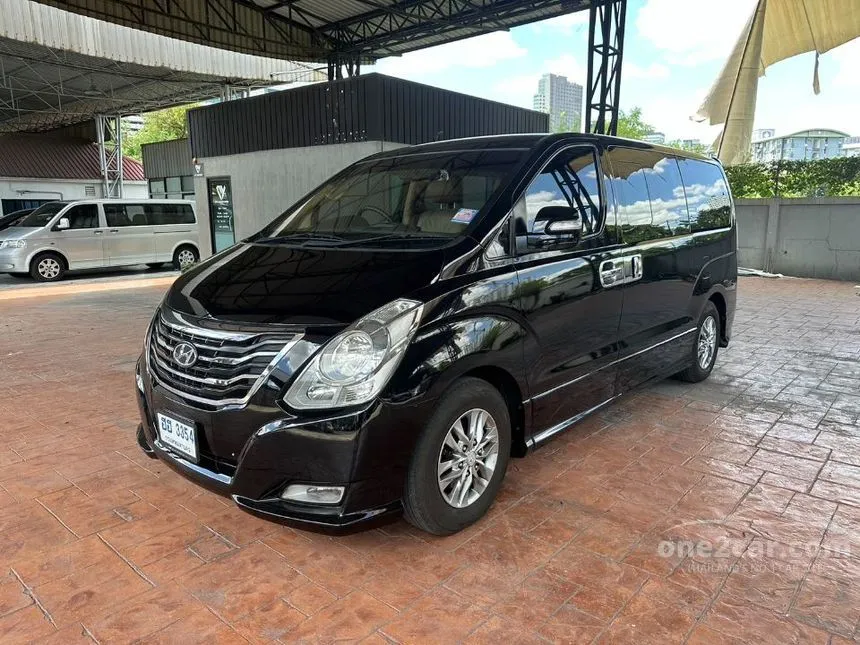 2014 Hyundai H-1 Deluxe Van