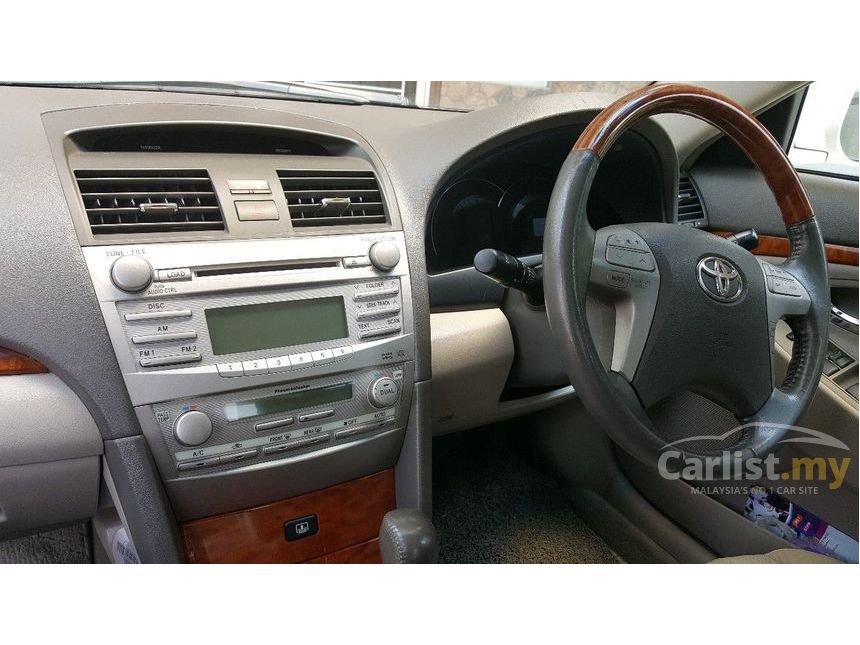 2009 Toyota Camry V Sedan