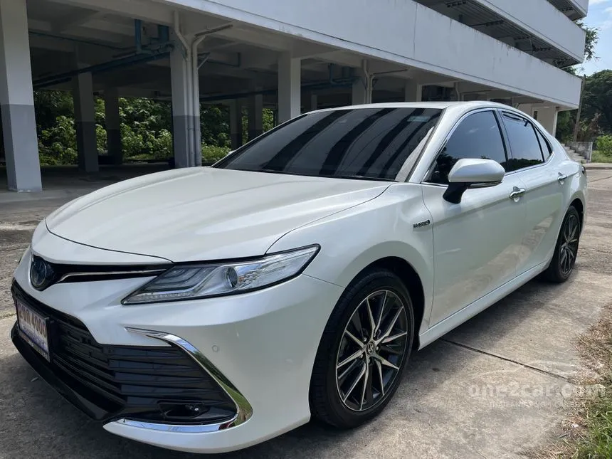 2023 Toyota CAMRY HEV Premium Sedan