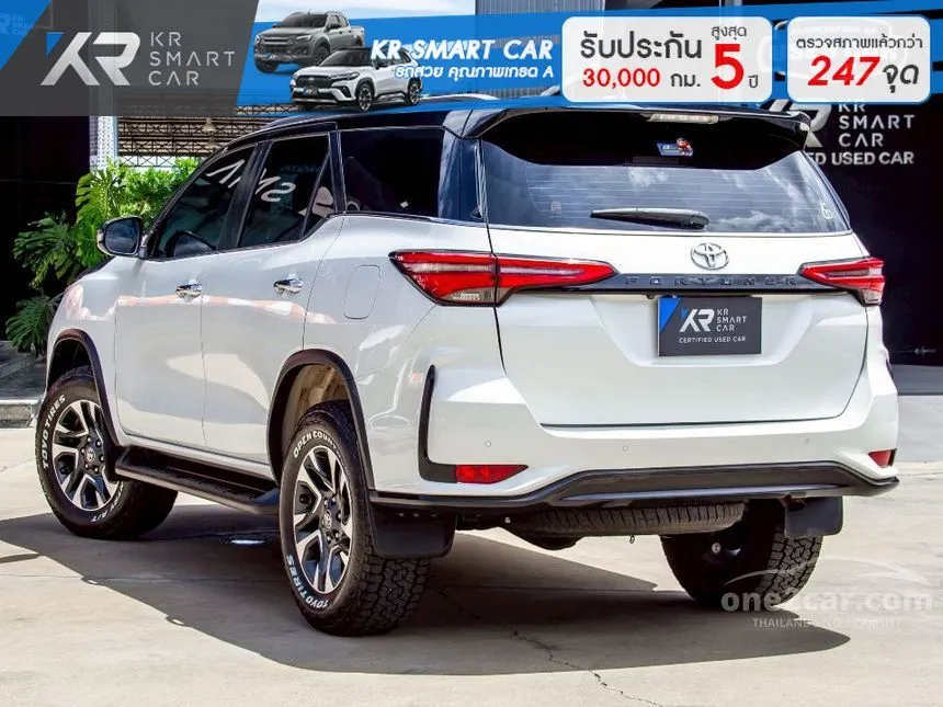 2022 Toyota FORTUNER Leader V SUV