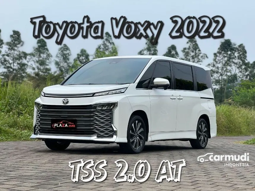 2022 Toyota Voxy (Premium Color) MPV