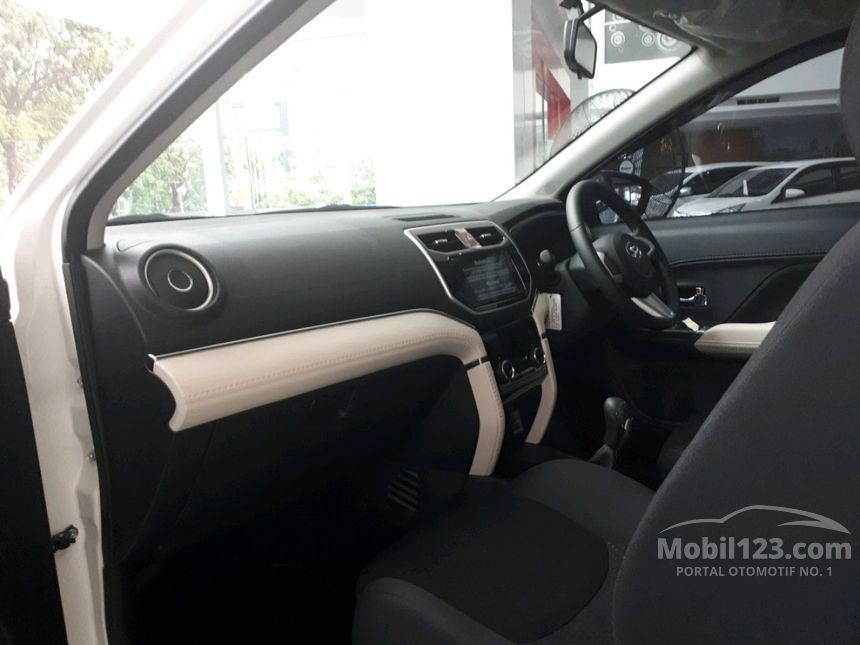 2018 Daihatsu Terios R Deluxe SUV
