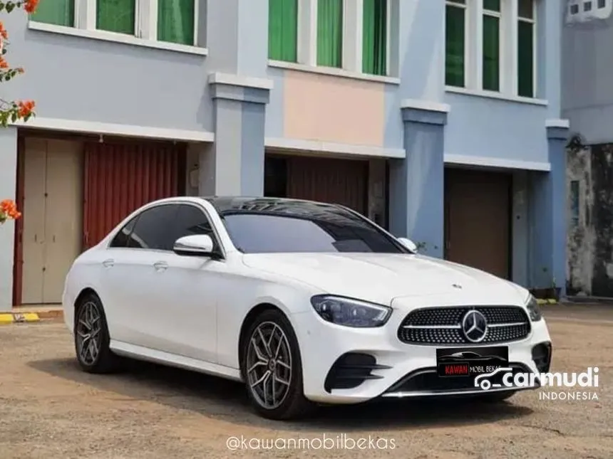 2022 Mercedes-Benz E300 AMG Line Sedan