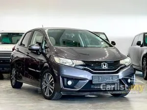 2015 Honda Jazz 1.5 V Hatchback