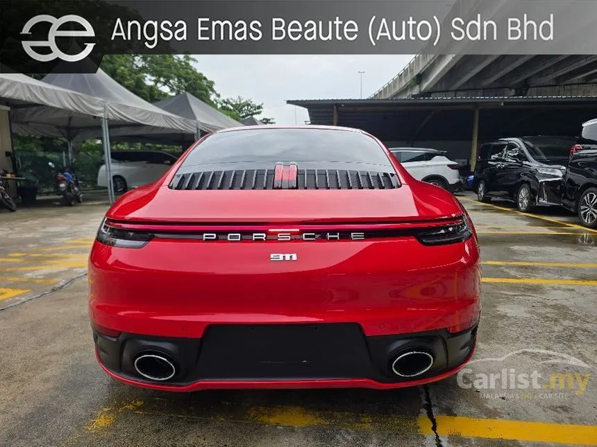 2022 Porsche 911 Carrera S Coupe