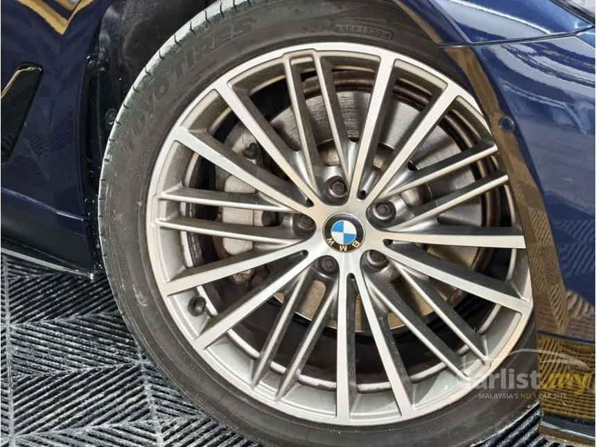 2018 BMW 530e Sport Line iPerformance Sedan
