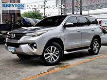 2017 Toyota Fortuner 2.4 (ปี 15-18) V SUV AT