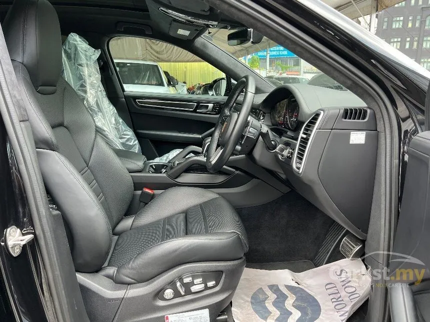 2020 Porsche Cayenne GTS Coupe