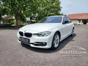 2013 BMW 320i 2.0 Sport Sedan