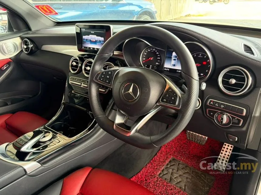 2019 Mercedes-Benz GLC300 4MATIC AMG Line Coupe