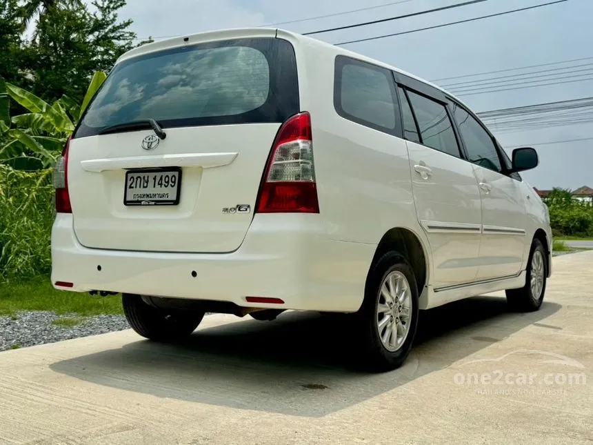 2014 Toyota INNOVA G Wagon