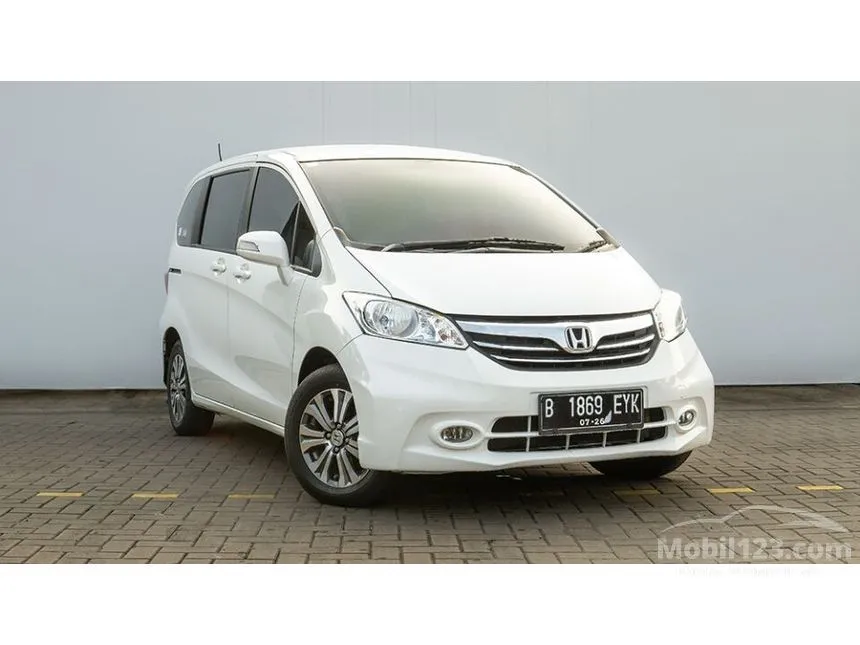 Jual Mobil Honda Freed 2014 S 1.5 di Jawa Barat Automatic MPV Putih Rp 161.000.000