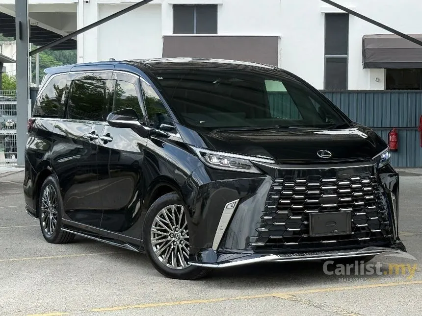 2023 Lexus LM 500h Executive 4 Seater MPV